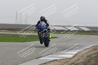 media/Nov-30-2025-TrackDaz (Sun) [[d8b22663df]]/B Group/Session 5 (Wheelie Bump)/